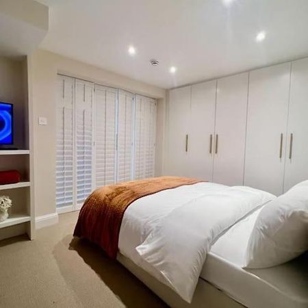 New Flat In Holland Park Leilighet London Eksteriør bilde